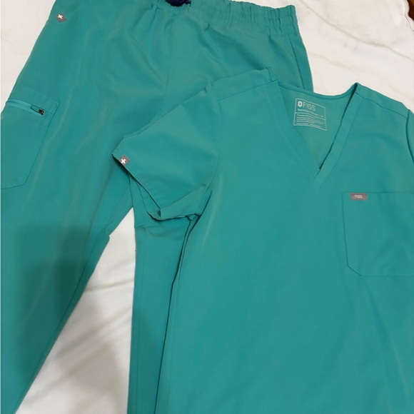 Figs scrub set - Picture 3 of 5